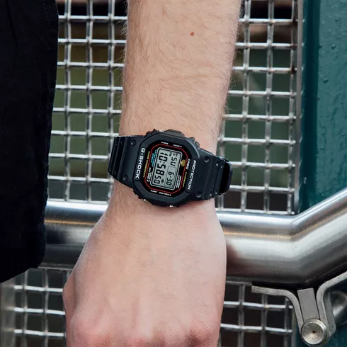 DW-5600RL-1ER CASIO G-Shock Iconic Styles muški ručni sat